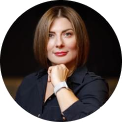 Плахова Олена